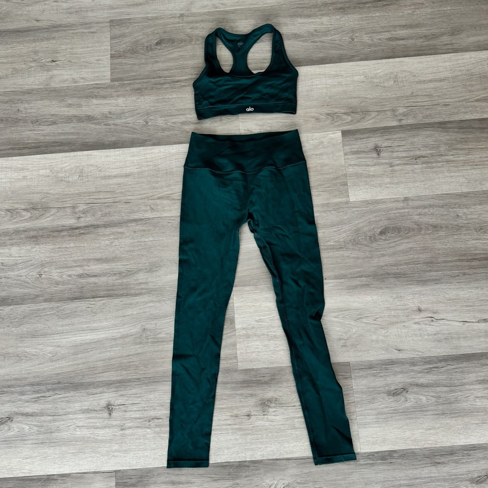 Alo Yoga Set